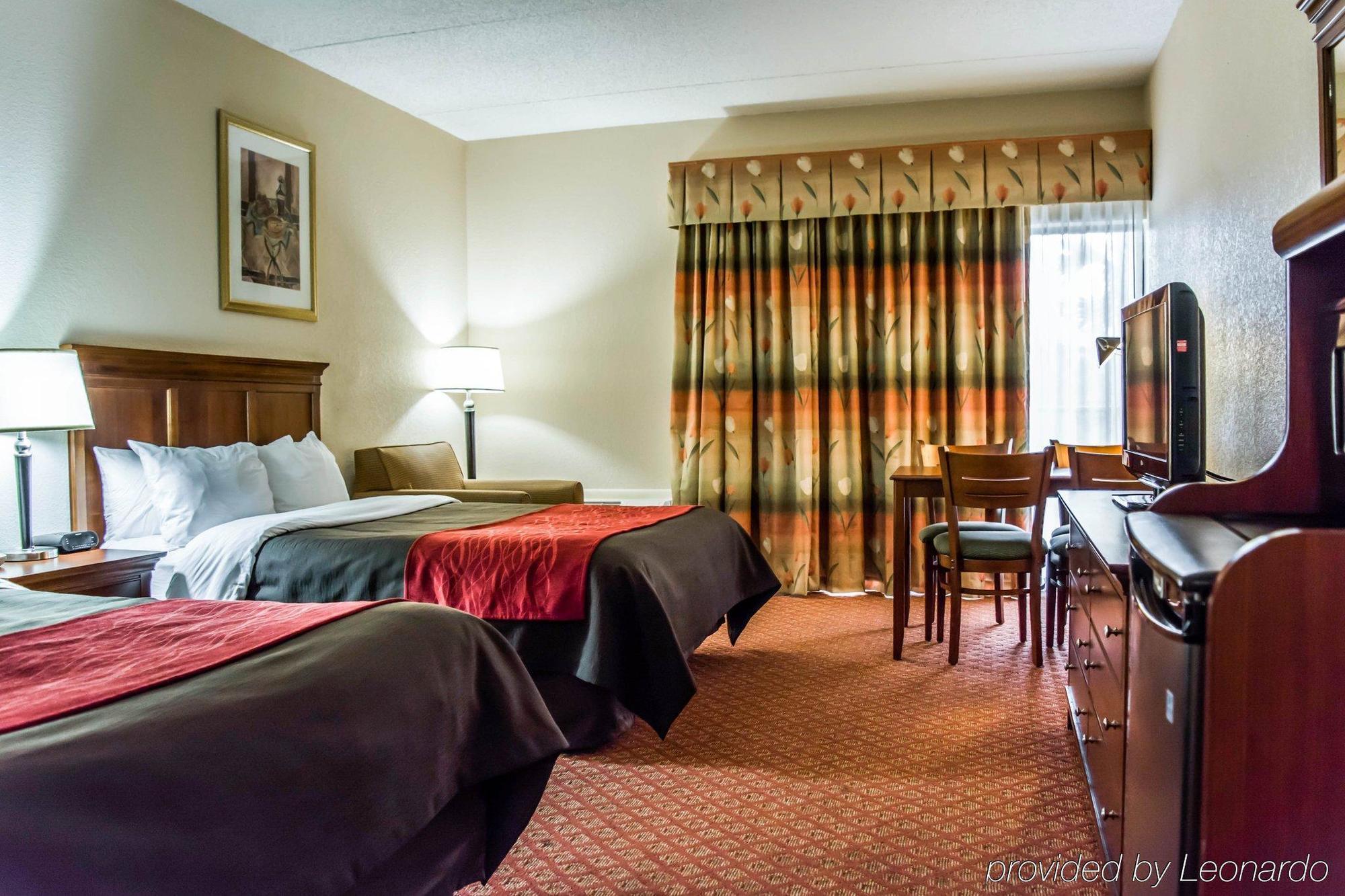 Baymont By Wyndham Bonita Springs Hotell Eksteriør bilde