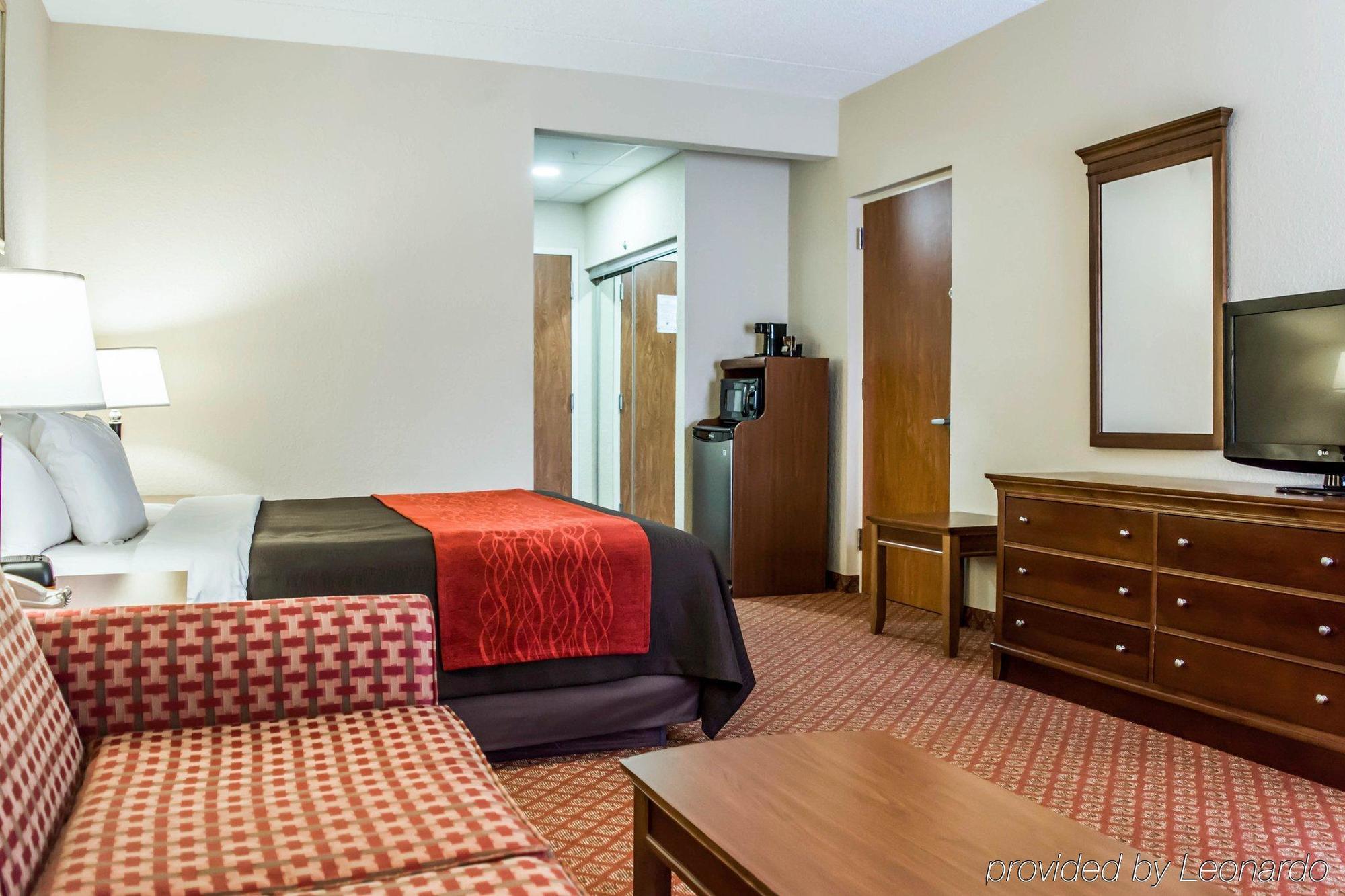 Baymont By Wyndham Bonita Springs Hotell Eksteriør bilde