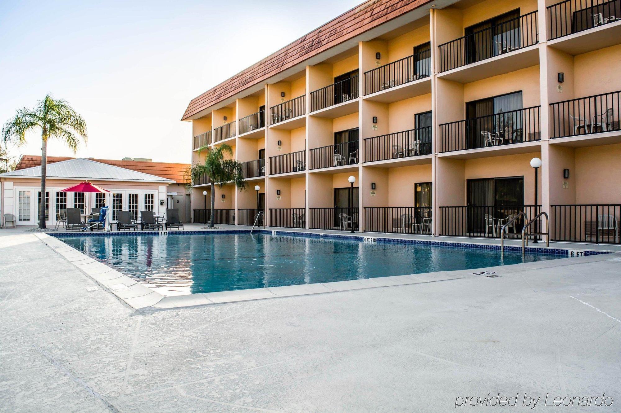 Baymont By Wyndham Bonita Springs Hotell Eksteriør bilde